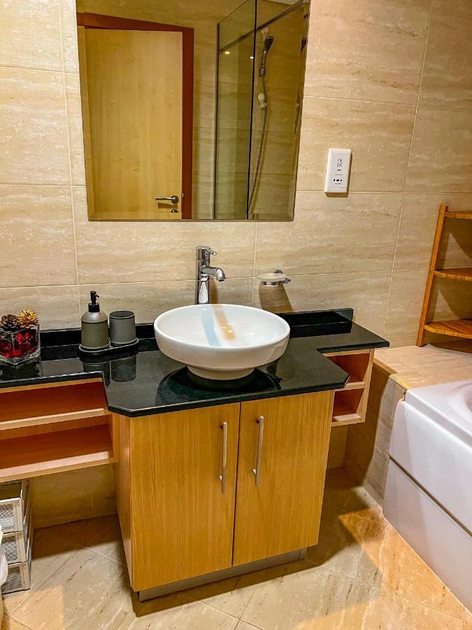 Exquisite, Luxe 1Bd Apartment, Unparalleled Sea Views, Prime Dubai Marina Location & Full Kitchen By "La Buena Vida Holiday Homes Luaran gambar