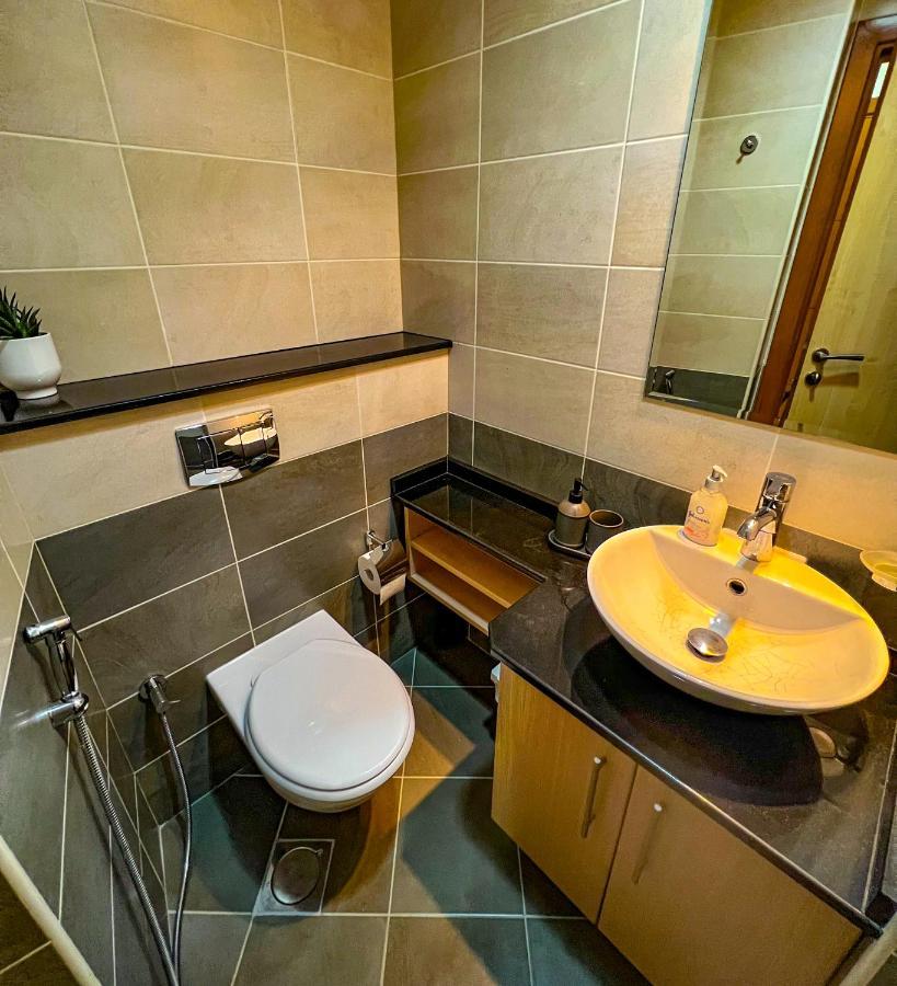 Exquisite, Luxe 1Bd Apartment, Unparalleled Sea Views, Prime Dubai Marina Location & Full Kitchen By "La Buena Vida Holiday Homes Luaran gambar